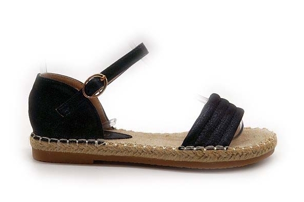 Juodos su užkulniu ir dirželiu moteriškos basutės-espadrilės