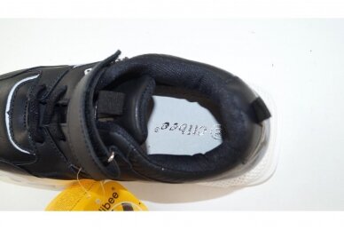 Juodi suvarstyti gumyte užsegami lipuku Clibee sportiniai bateliai berniukams L-67 3