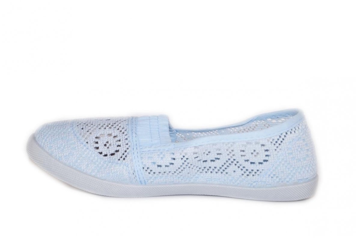 Šviesiai mėlynos nėriniuotos espadrilės mergaitėms 1537 1
